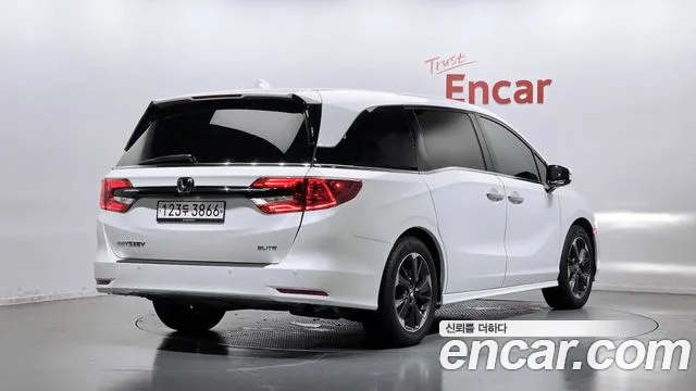 Honda Odyssey 2023 thumb 2