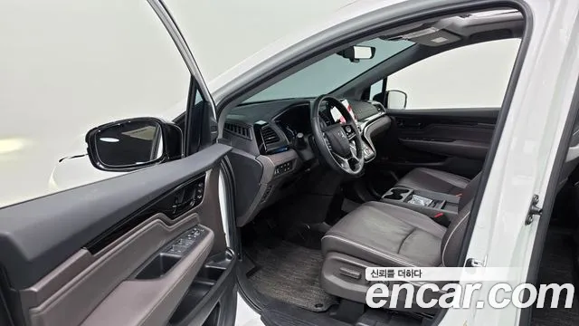 Honda Odyssey 2023 thumb 10