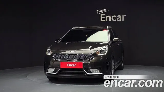 Kia Niro 2016 thumb 3