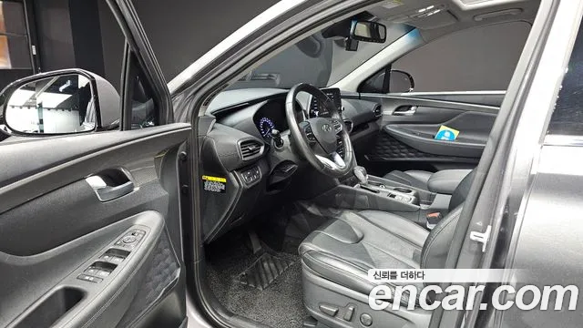 Hyundai Santa Fe 2018 thumb 9