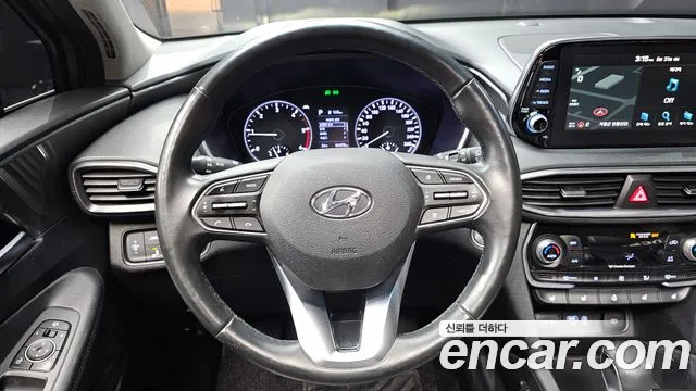 Hyundai Santa Fe 2018 thumb 12