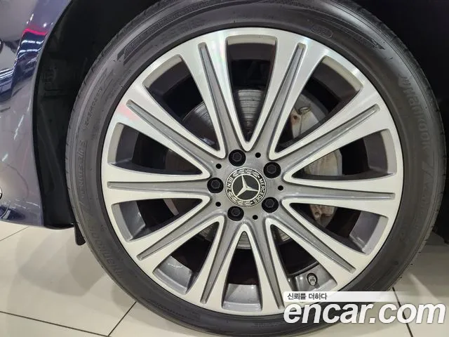 Mercedes-Benz E-Класс 2022 thumb 5