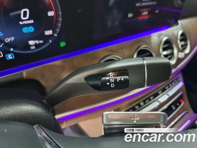 Mercedes-Benz E-Класс 2022 thumb 9