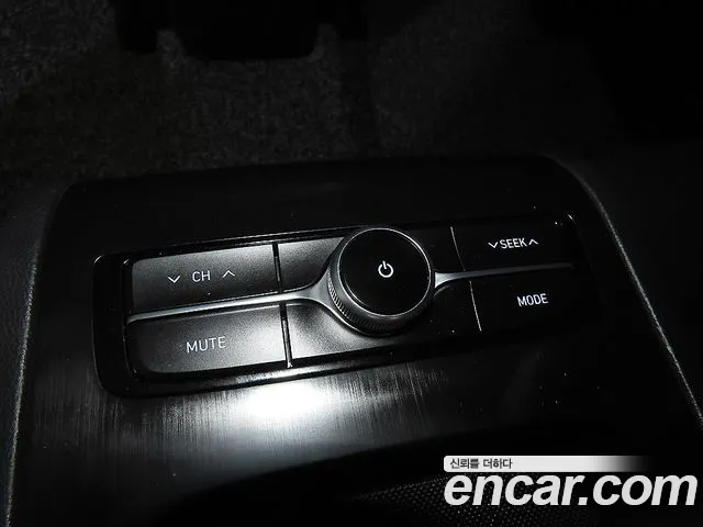 Hyundai Grandeur 2017 thumb 2
