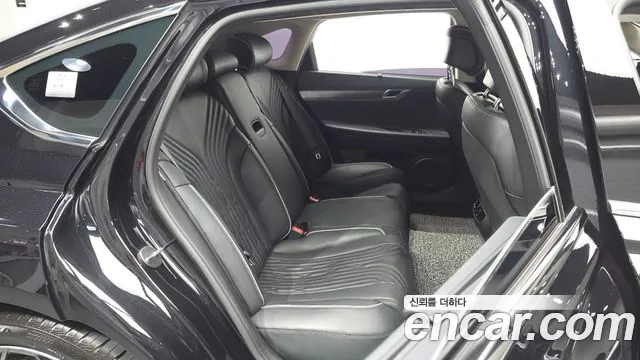 Genesis G80 2022 thumb 10