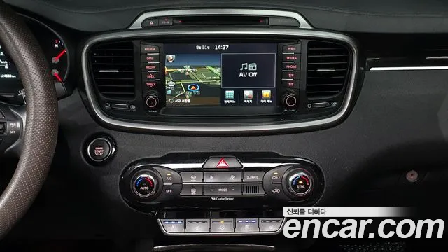 Kia Sorento 2015 thumb 12