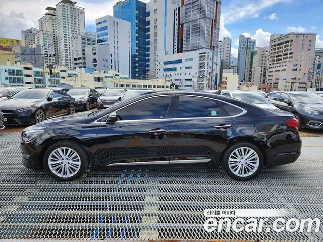 Hyundai Aslan 2015 thumb 3