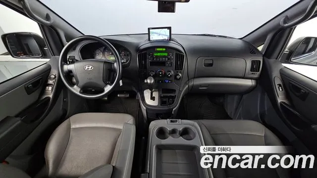 Hyundai Starex 2015 thumb 7