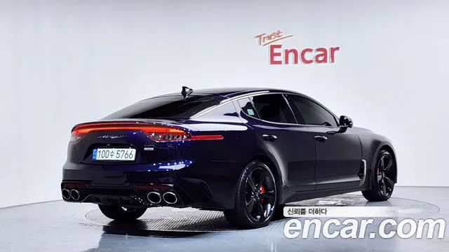 Kia Stinger 2021 thumb 2