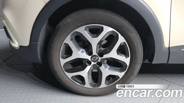 Renault Captur 2017 thumb 5