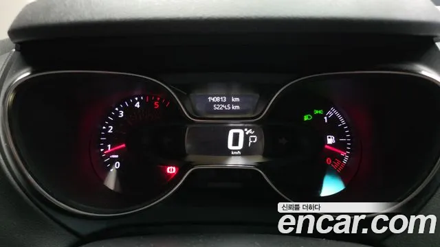 Renault Captur 2017 thumb 8