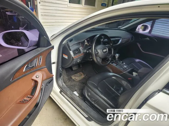 Audi A6 2011 thumb 6