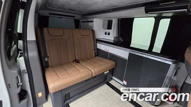 Hyundai Staria 2023 thumb 12