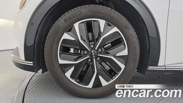 Kia EV6 2022 thumb 5