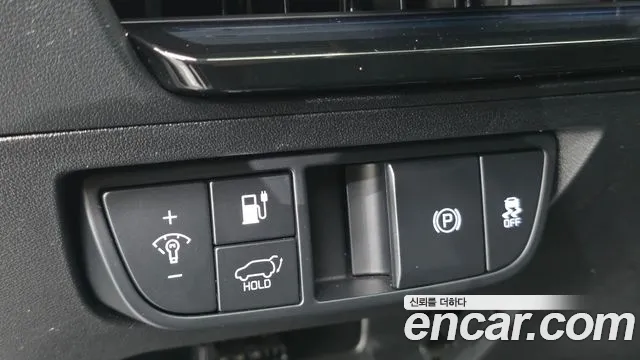 Kia EV6 2022 thumb 12