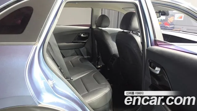 Kia Niro 2019 thumb 11