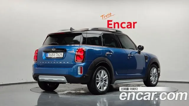 MINI Countryman 2022 thumb 2