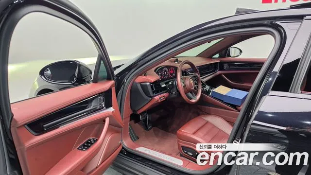 Porsche Panamera 2024 thumb 10