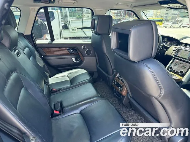 Land Rover Range Rover 2018 thumb 9