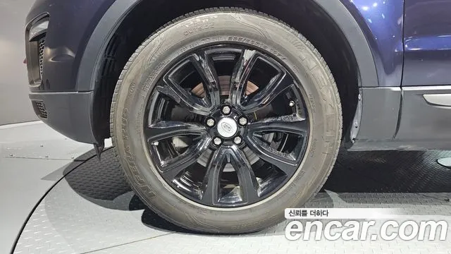 Land Rover Range Rover Evoque 2018 thumb 4