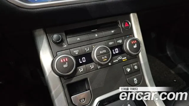 Land Rover Range Rover Evoque 2018 thumb 8