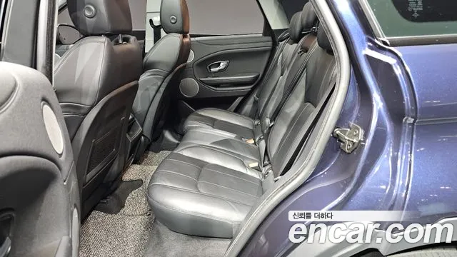 Land Rover Range Rover Evoque 2018 thumb 11