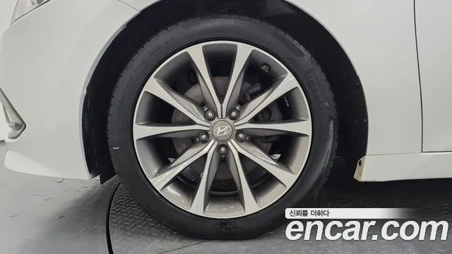 Hyundai Grandeur 2014 thumb 5