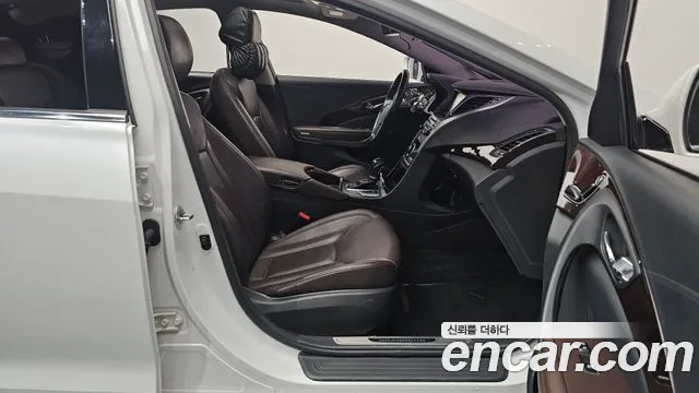Hyundai Grandeur 2014 thumb 11