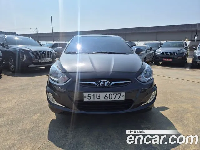 Hyundai Accent 2013 thumb 2