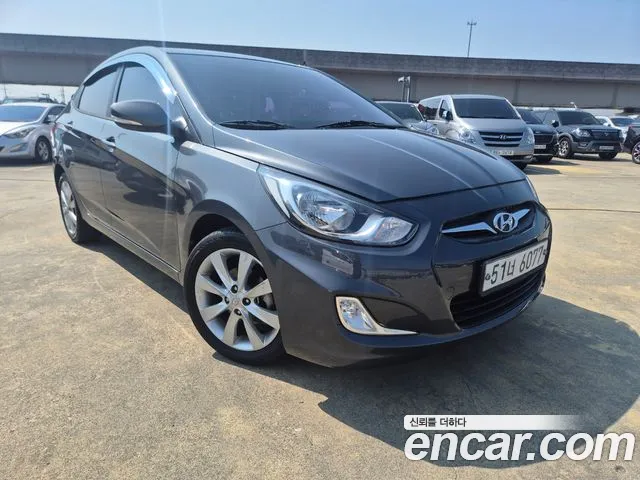 Hyundai Accent 2013 thumb 3