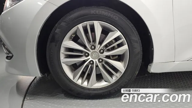 Hyundai Grandeur 2016 thumb 5