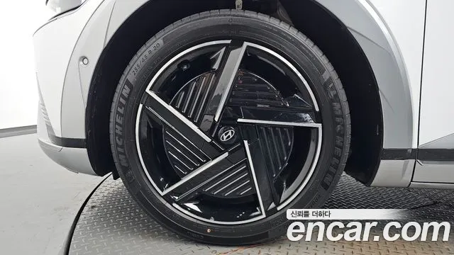 Hyundai IONIQ 5 2024 thumb 4