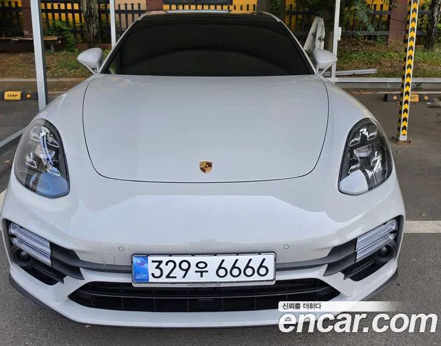 Porsche Panamera 2023 thumb 7