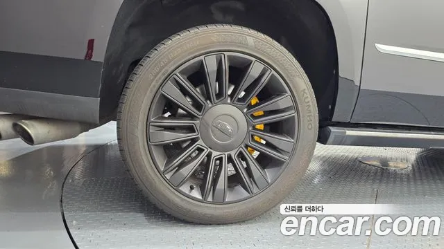 Cadillac Escalade 2018 thumb 5