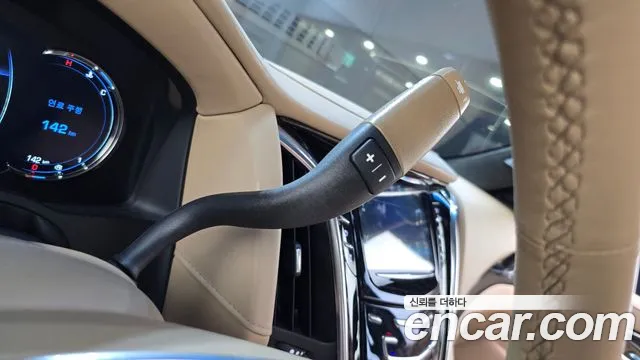 Cadillac Escalade 2018 thumb 9