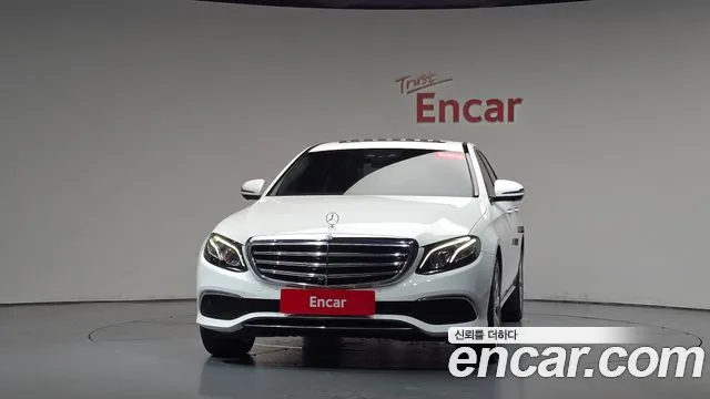 Mercedes-Benz E-Класс 2018 thumb 2