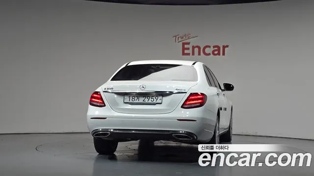 Mercedes-Benz E-Класс 2018 thumb 3