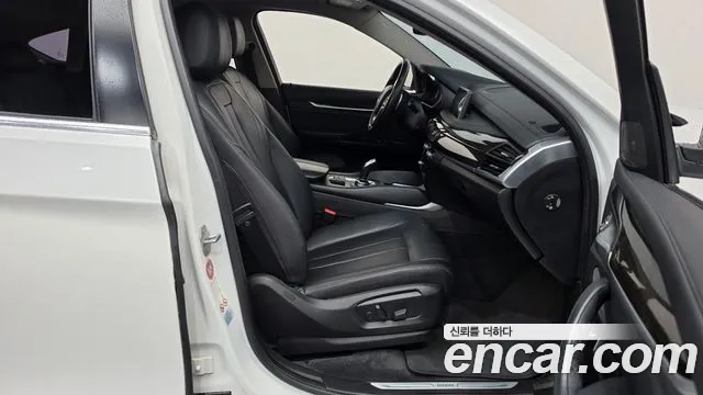 BMW X6 2015 thumb 11