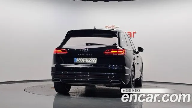 Volkswagen Touareg 2021 thumb 4