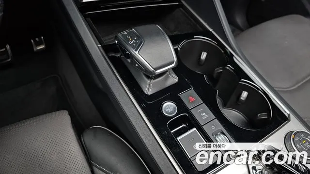 Volkswagen Touareg 2021 thumb 9