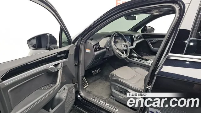 Volkswagen Touareg 2021 thumb 10