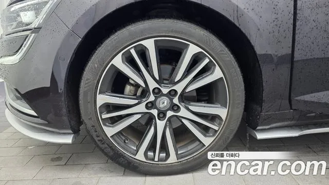 Renault Megane 2019 thumb 5