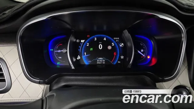 Renault Megane 2019 thumb 8