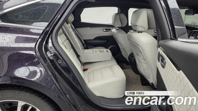 Renault Megane 2019 thumb 12