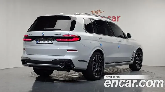 BMW X7 2025 thumb 2