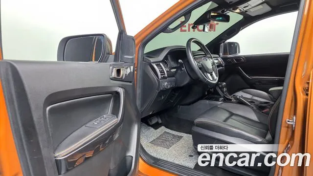 Ford Ranger 2022 thumb 10