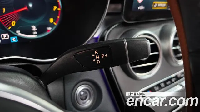Mercedes-Benz GLC 2021 thumb 9