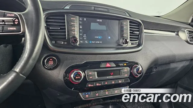 Kia Sorento 2017 thumb 12