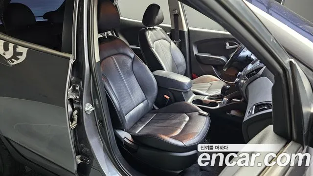 Hyundai Tucson 2013 thumb 11