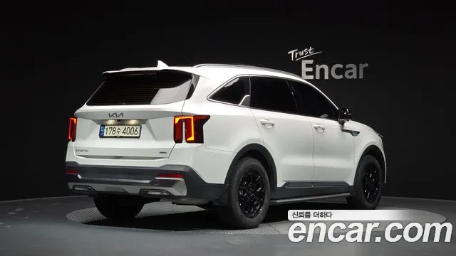Kia Sorento 2024 thumb 2